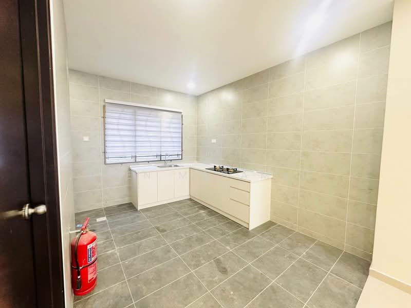 Rumah Teres 2 Tingkat untuk Dijual di Kota Warisan (Sepang) - Reen Mohamad - Kitchen - PropertyGuru.com.my
