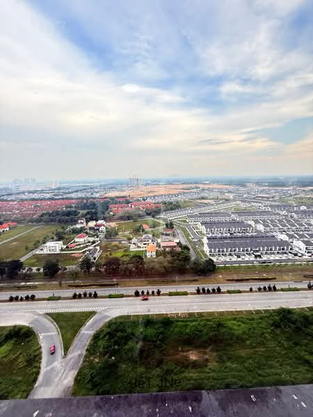 Servis Apartment untuk Disewa di Gravit8, Klang - Stella Tan - Exterior - PropertyGuru.com.my