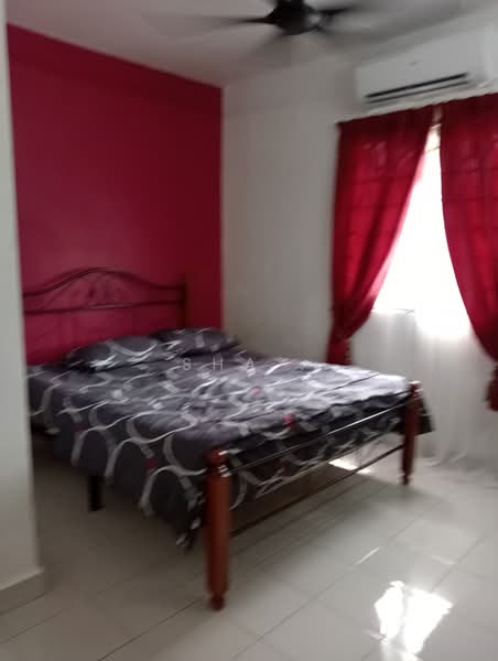 Pangsapuri untuk Disewa di Impian Apartment - Sha . - Bedroom - PropertyGuru.com.my