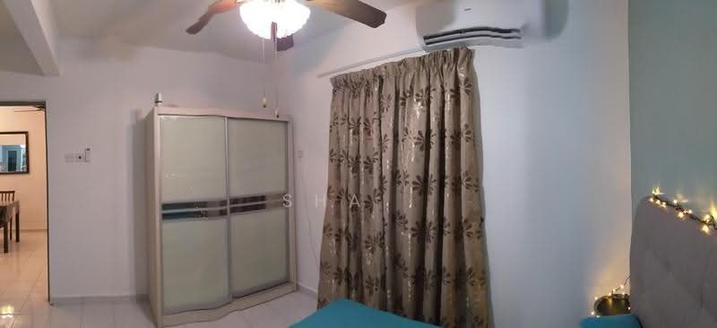 Pangsapuri untuk Disewa di Impian Apartment - Sha . - Bedroom - PropertyGuru.com.my