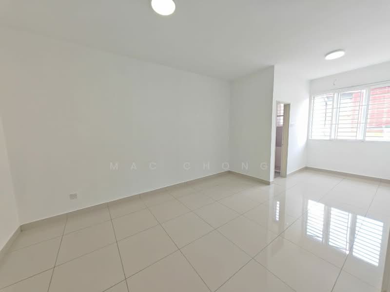 2-storey Terraced House for Sale in Goodview Heights (Kajang) - Mac Chong - Living Room - PropertyGuru.com.my