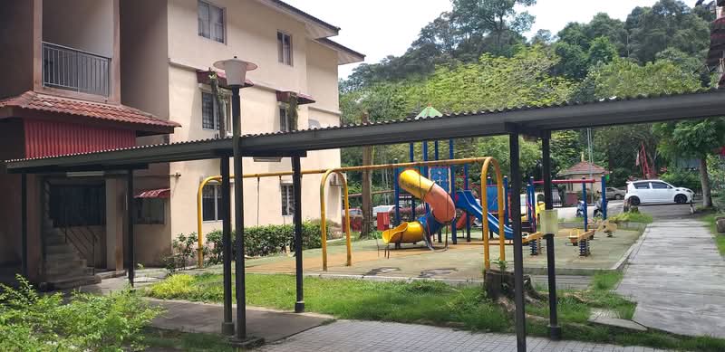 Pangsapuri untuk Dijual di Apartment Selasih - Sha . - Exterior - PropertyGuru.com.my