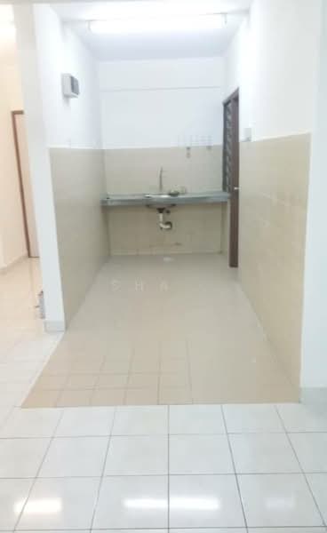 Pangsapuri untuk Dijual di Apartment Selasih - Sha . - Kitchen - PropertyGuru.com.my