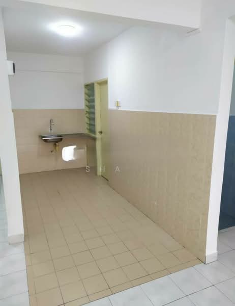 Pangsapuri untuk Dijual di Apartment Selasih - Sha . - Kitchen - PropertyGuru.com.my