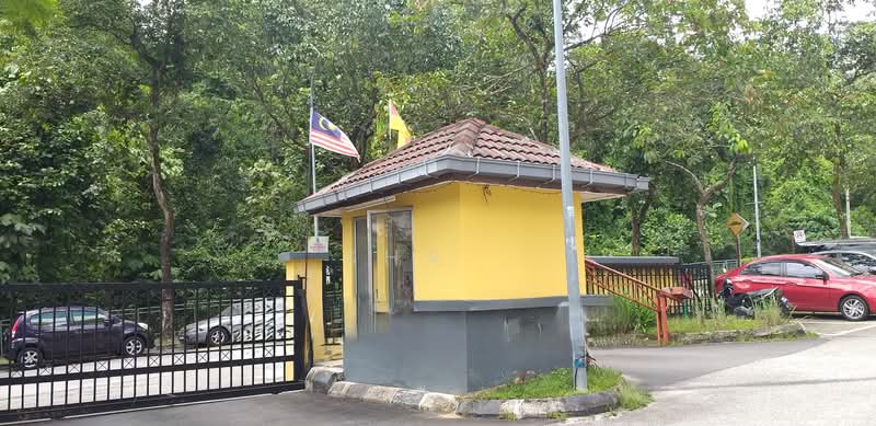 Pangsapuri untuk Dijual di Apartment Selasih - Sha . - Exterior - PropertyGuru.com.my