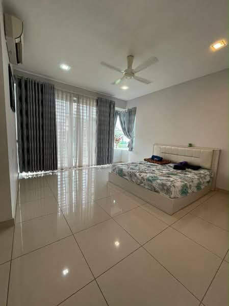 Rumah Kluster untuk Dijual di Taman Nusa Bestari (Iskandar Puteri (Nusajaya)) - Max Loh - Bedroom - PropertyGuru.com.my