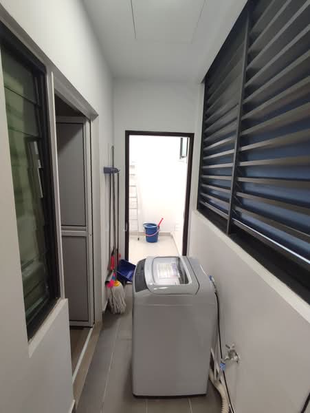 Servis Apartment untuk Disewa di SkyVille 8 @ Benteng 8 - JJ Lee - Interior - PropertyGuru.com.my