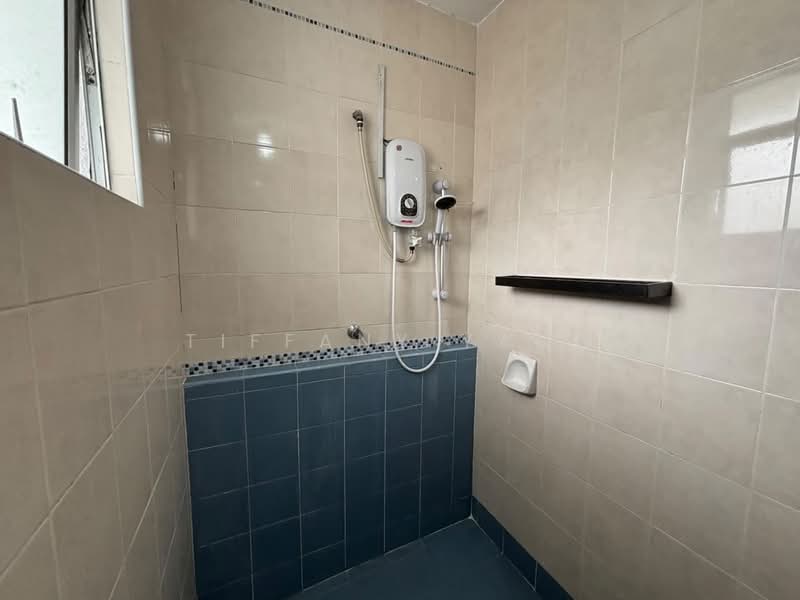 Rumah Berkembar untuk Dijual di Kota Emerald (Rawang) - Tiffany Yang - Bathroom - PropertyGuru.com.my