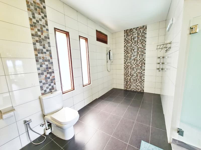 Hotel / Resort untuk Dijual di Ulu Melaka (Kedah) - NoraFizah Gapar - Bathroom - PropertyGuru.com.my