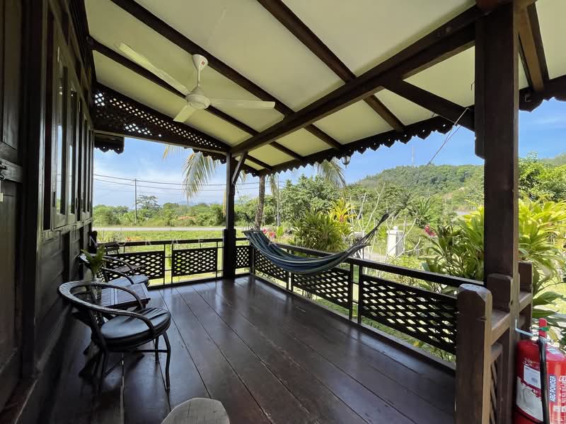 Hotel / Resort untuk Dijual di Ulu Melaka (Kedah) - NoraFizah Gapar - Balcony - PropertyGuru.com.my