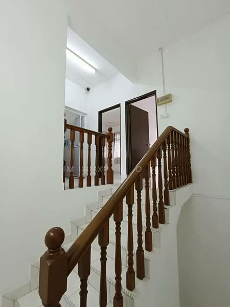 1-storey Terraced House for Sale in Taman Bukit Mewah (Tampoi) - Max Loh - Interior - PropertyGuru.com.my