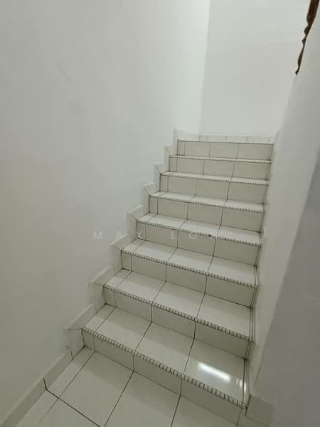 1-storey Terraced House for Sale in Taman Bukit Mewah (Tampoi) - Max Loh - Interior - PropertyGuru.com.my