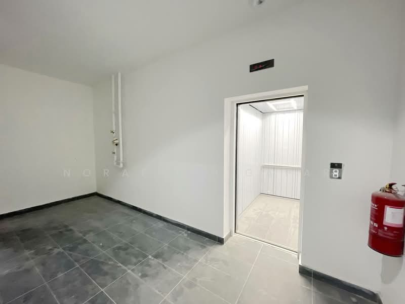 Shop / Office for Sale in Shah Alam (Selangor) - NoraFizah Gapar - Interior - PropertyGuru.com.my