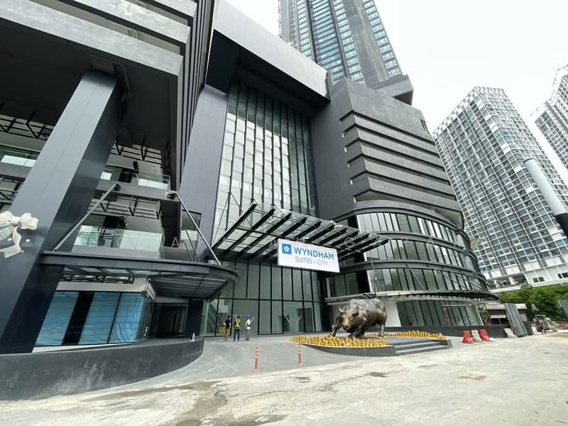 Shop / Office for Sale in Shah Alam (Selangor) - NoraFizah Gapar - Exterior - PropertyGuru.com.my