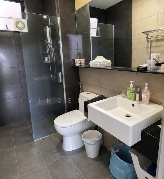 Kondominium untuk Dijual di Legend Heights - Vincent Goh - Bathroom - PropertyGuru.com.my