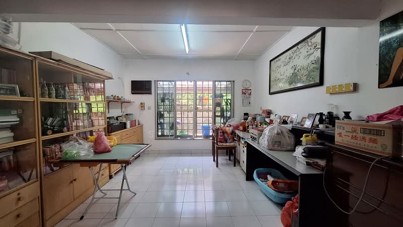 2-storey Terraced House for Sale in Taman Seputeh (Seputeh) - SY Yen - Living Room - PropertyGuru.com.my