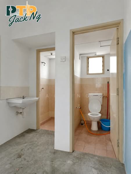 Rumah Teres 2 Tingkat untuk Disewa di Batu Kawan (Penang) - Jack Ng - Bathroom - PropertyGuru.com.my
