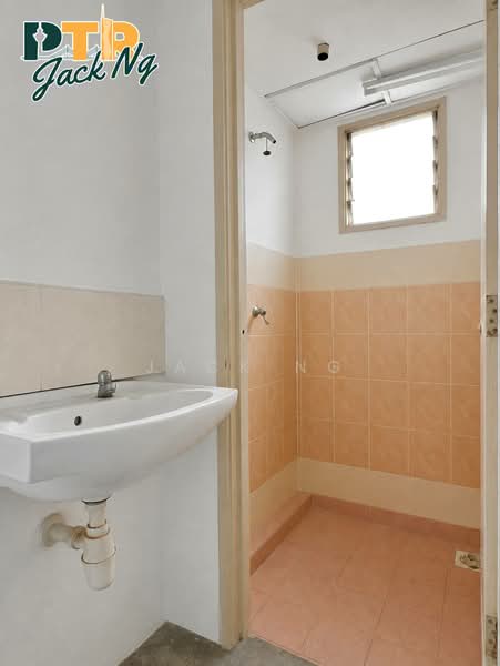 Rumah Teres 2 Tingkat untuk Disewa di Batu Kawan (Penang) - Jack Ng - Bathroom - PropertyGuru.com.my