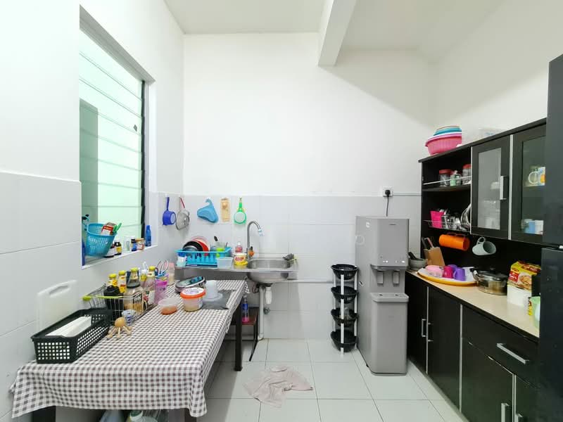 Rumah Teres 2-Tingkat untuk Dijual di Nusa Bayu (Iskandar Puteri (Nusajaya)) - June Teo - Kitchen - PropertyGuru.com.my