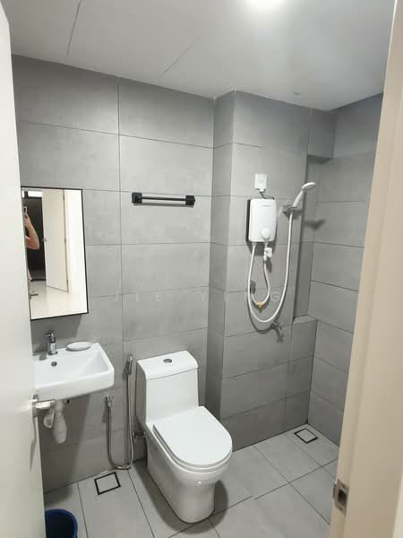 Pangsapuri untuk Disewa di Vivo Executive Apartment - Jie Ying - Bathroom - PropertyGuru.com.my