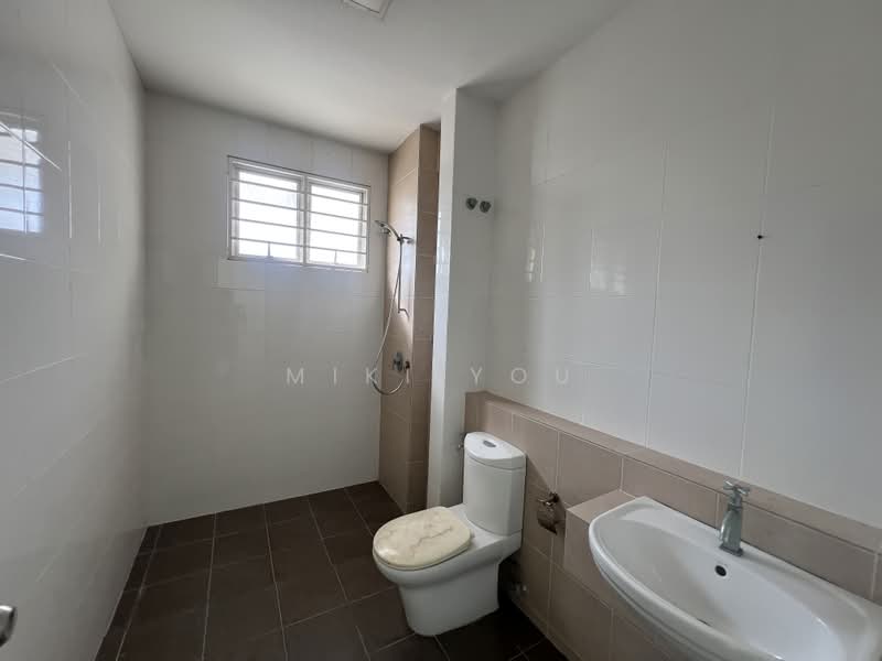 2-storey Terraced House for Rent in Bandar Rimbayu (Telok Panglima Garang) - Miki You - Bathroom - PropertyGuru.com.my