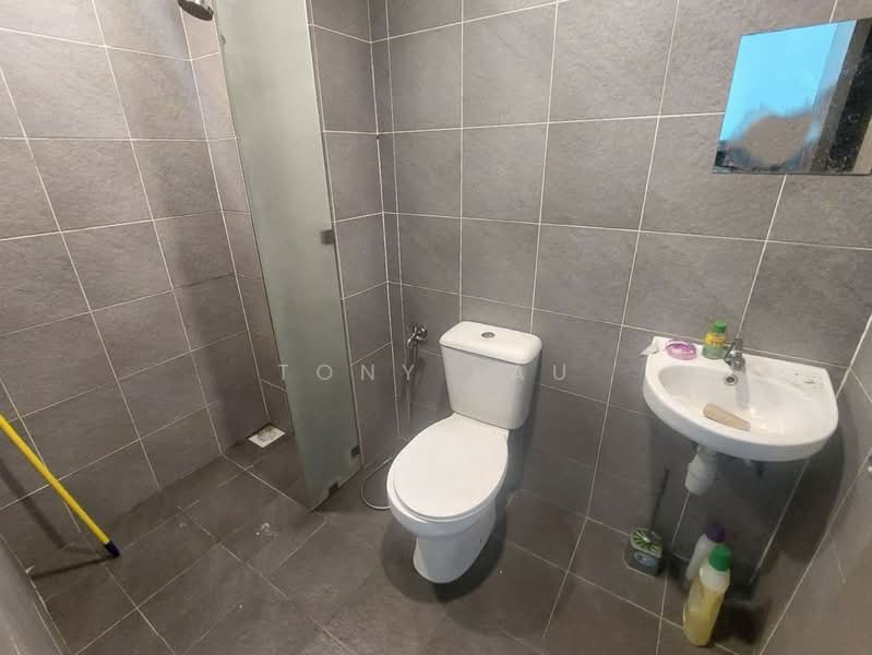 Pejabat untuk Disewa di Sentul (Kuala Lumpur) - Tony Lau - Bathroom - PropertyGuru.com.my