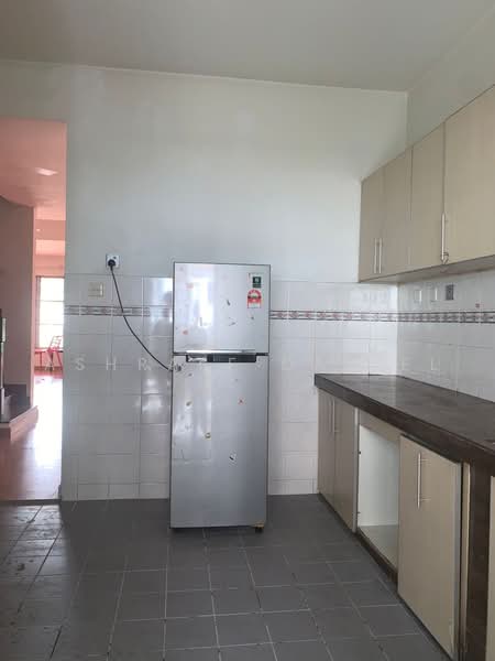 Rumah Teres untuk Dijual di Putra Heights (Subang Jaya) - Ashraff Daniel - Kitchen - PropertyGuru.com.my