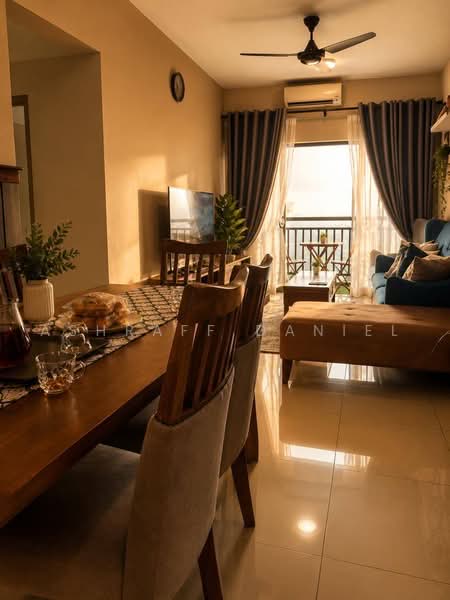 Service Residence for Sale at Suria Jelutong - Ashraff Daniel - Dining Room - PropertyGuru.com.my