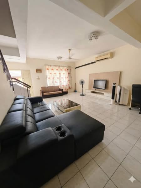 Rumah Teres 2 Tingkat untuk Dijual di Bandar Mahkota Cheras (Cheras) - Kho Daniel - Living Room - PropertyGuru.com.my