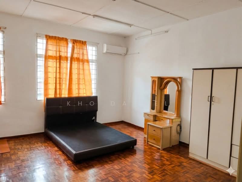 Rumah Teres 2 Tingkat untuk Dijual di Bandar Mahkota Cheras (Cheras) - Kho Daniel - Bedroom - PropertyGuru.com.my