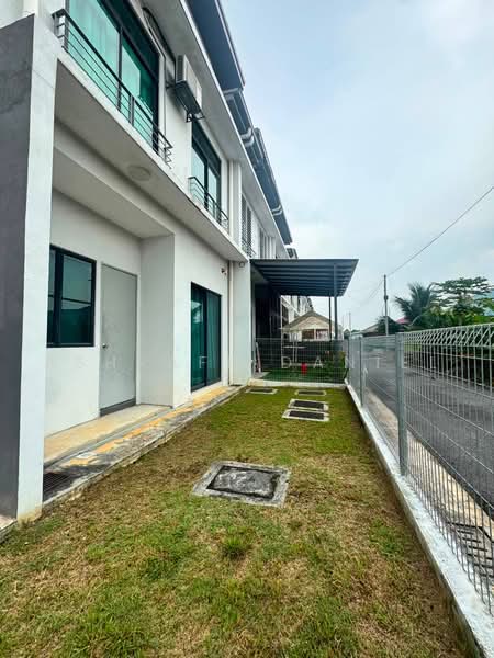 Rumah Teres 2-Tingkat untuk Dijual di Klang (Selangor) - Ashraff Daniel - Exterior - PropertyGuru.com.my