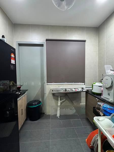 Rumah Teres 2-Tingkat untuk Dijual di Klang (Selangor) - Ashraff Daniel - Kitchen - PropertyGuru.com.my