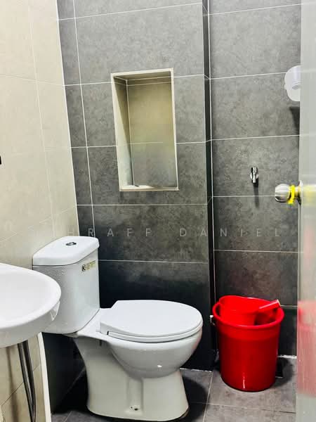 Rumah Teres 2-Tingkat untuk Dijual di Klang (Selangor) - Ashraff Daniel - Bathroom - PropertyGuru.com.my