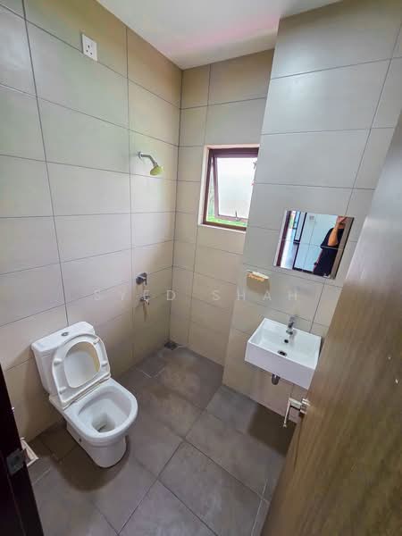 2-storey Terraced House for Sale in Serene Heights (Semenyih) - Syed Shah - Bathroom - PropertyGuru.com.my