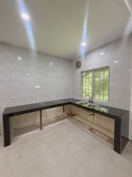 2-storey Terraced House for Sale in Bandar Tasik Puteri (Rawang) - Ashraff Daniel - Kitchen - PropertyGuru.com.my