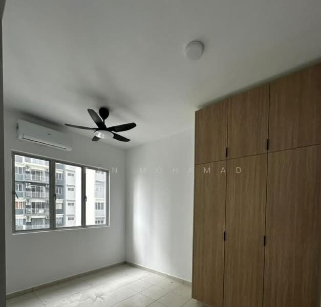 Kondominium untuk Disewa di Residensi Adelia 3 - Reen Mohamad - Bedroom - PropertyGuru.com.my