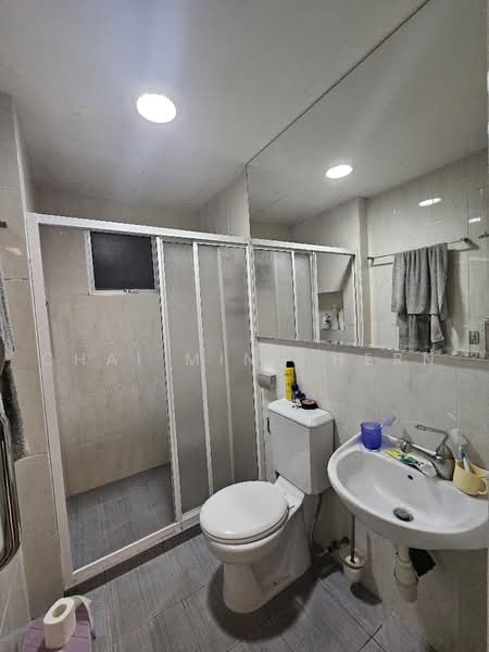 Servis Apartment untuk Disewa di Connaught Avenue - Chai Ming Hern - Bathroom - PropertyGuru.com.my