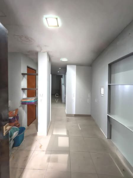 Rumah Teres 2 Tingkat untuk Dijual di Taman Sutera Utama (Skudai) - Michele Sylvester - Corridor - PropertyGuru.com.my