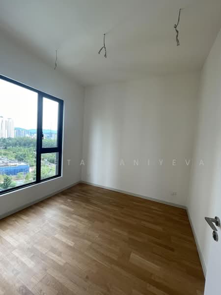 Servis Apartment untuk Dijual di Residensi Solaris Parq - Mareta Ganiyeva - PropertyGuru.com.my