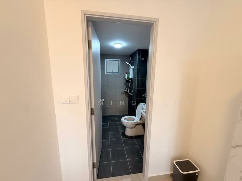 Kondominium untuk Disewa di Residensi Dutamas Dahlia - Chai Ming Hern - Bathroom - PropertyGuru.com.my