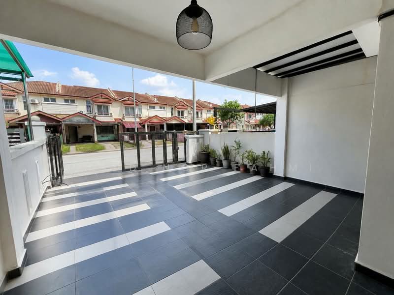 Rumah Teres untuk Dijual di Sungai Buloh (Selangor) - Mohd Nor Fahmi - PropertyGuru.com.my