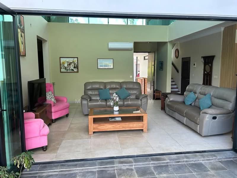 Bungalow for Rent in Leisure Farm (Gelang Patah) - Mexx Lew - Living Room - PropertyGuru.com.my