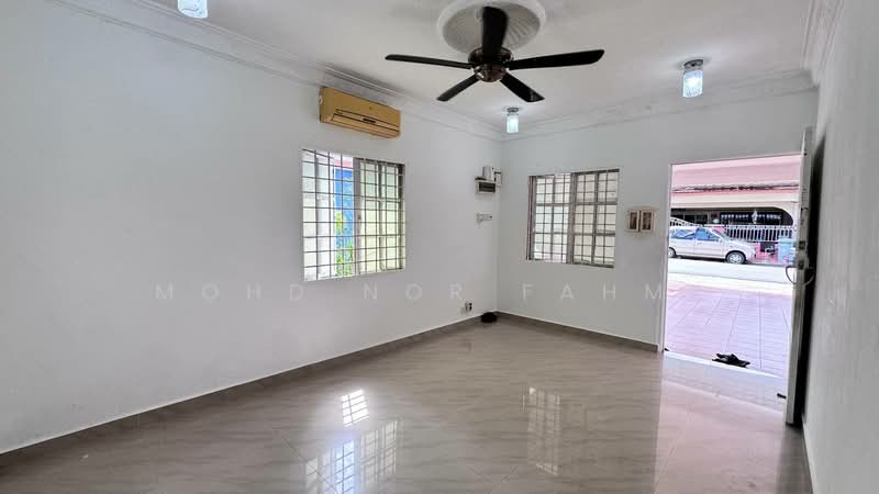 Rumah Teres 1-Tingkat untuk Dijual di Kepong (Kuala Lumpur) - Mohd Nor Fahmi - Living Room - PropertyGuru.com.my