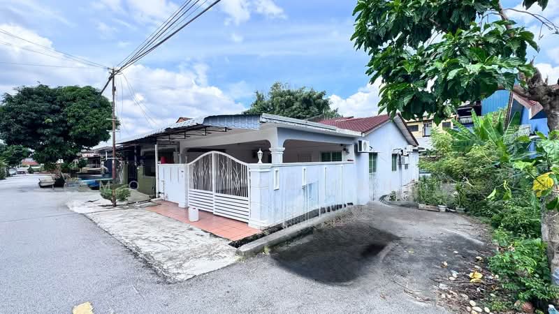 Rumah Teres 1-Tingkat untuk Dijual di Kepong (Kuala Lumpur) - Mohd Nor Fahmi - Exterior - PropertyGuru.com.my