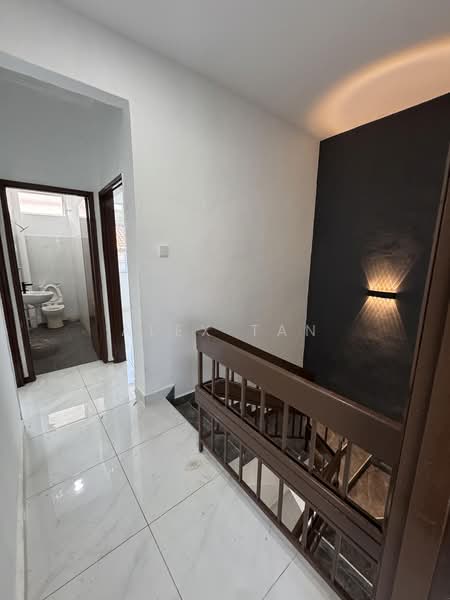 Rumah Teres 2 Tingkat untuk Disewa di Taman Bukit Kempas (Tampoi) - ALEX TAN - PropertyGuru.com.my