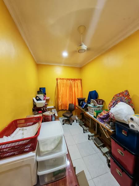Rumah Teres 1 Tingkat untuk Dijual di Taman Universiti (Skudai) - Cindy Lim - Study - PropertyGuru.com.my