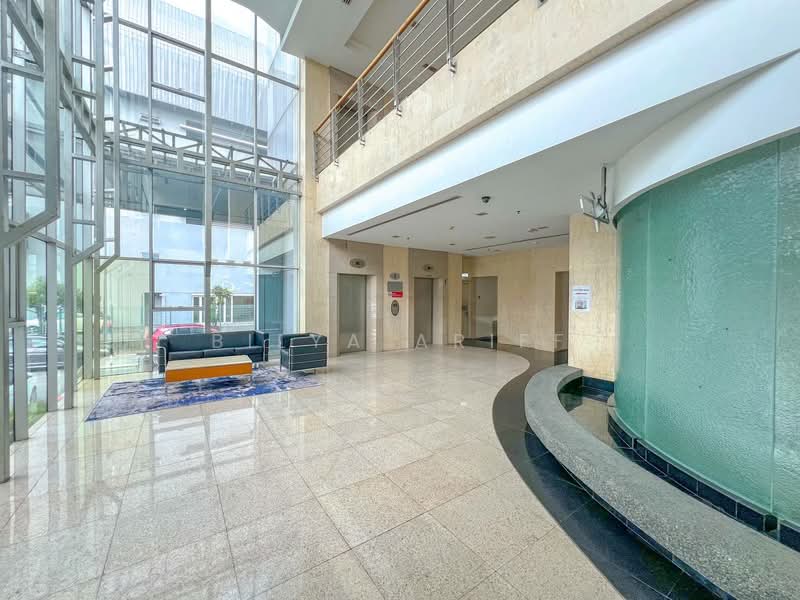 Shop / Office for Sale in Shah Alam (Selangor) - BILYA ARIFF - Lobby - PropertyGuru.com.my