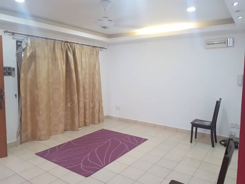 Rumah Teres 3 Tingkat untuk Dijual di Taman Sri Gombak (Gombak) - Kevin Dass - Living Room - PropertyGuru.com.my