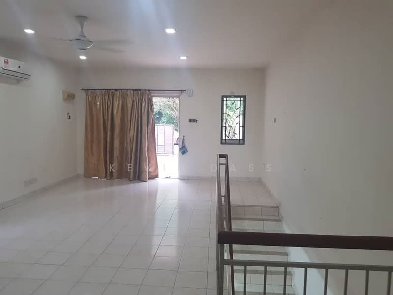 Rumah Teres 3 Tingkat untuk Dijual di Taman Sri Gombak (Gombak) - Kevin Dass - Living Room - PropertyGuru.com.my