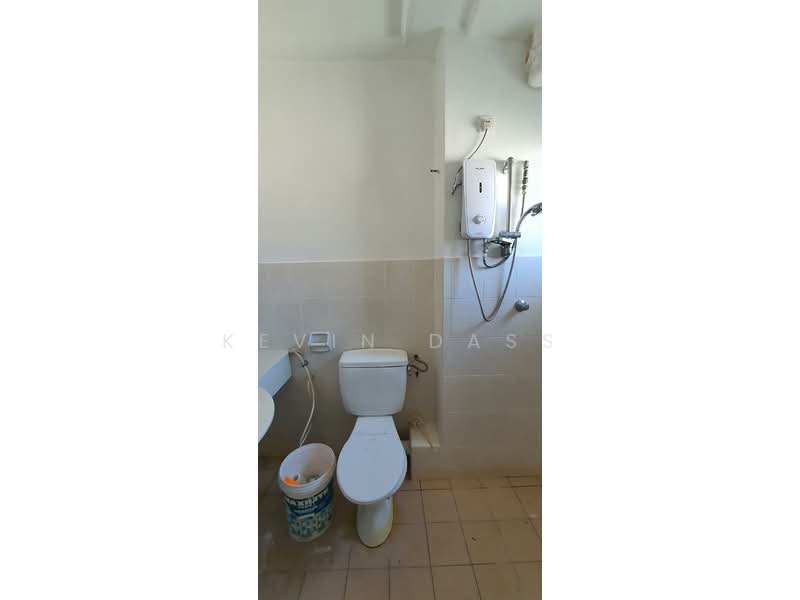 Rumah Teres 3 Tingkat untuk Dijual di Taman Sri Gombak (Gombak) - Kevin Dass - Bathroom - PropertyGuru.com.my